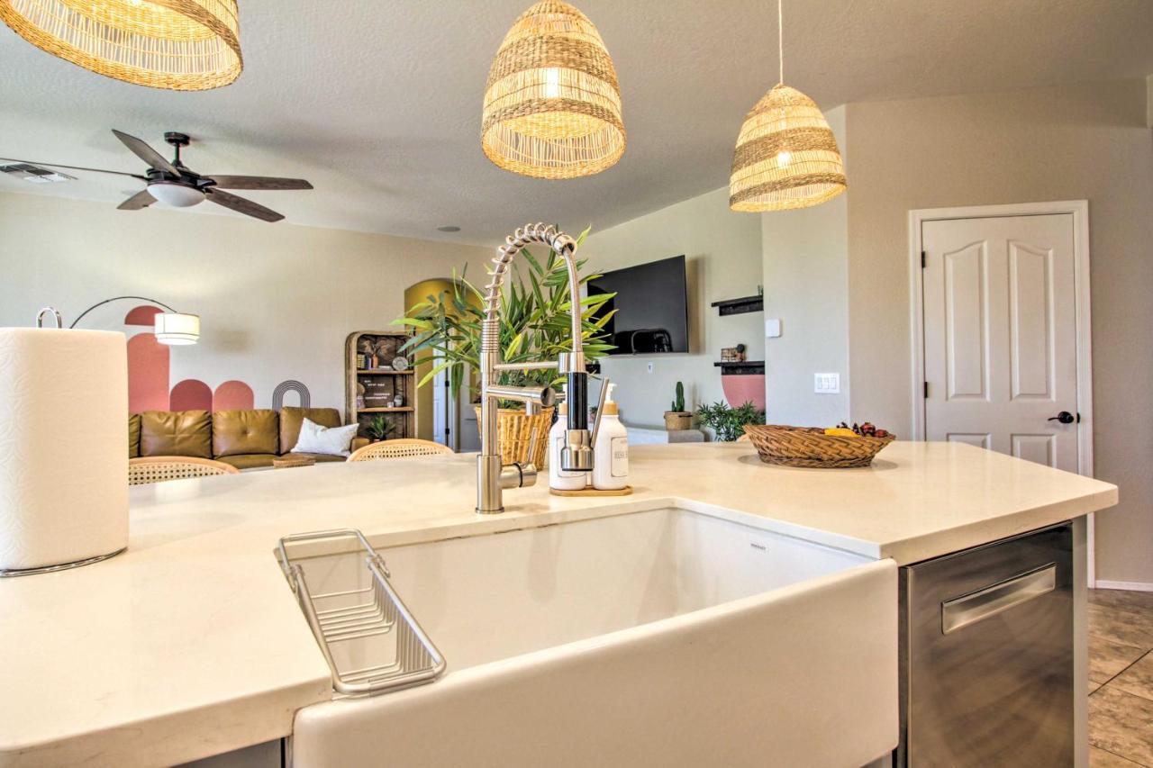 Family-Friendly Goodyear Home With Private Pool Luaran gambar